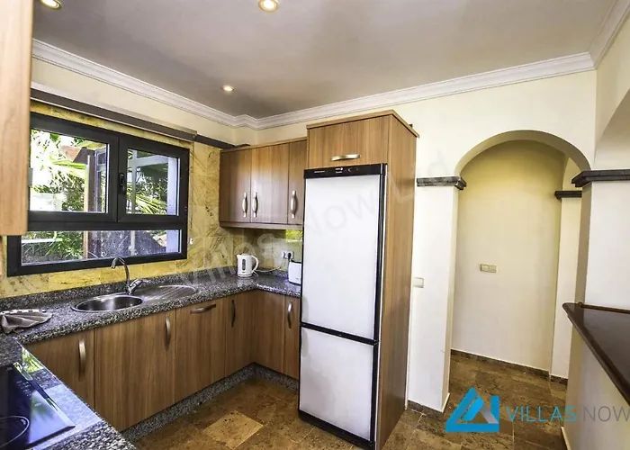 Henry - Lh187 By Now Ltd Villa Playa Blanca (Lanzarote)